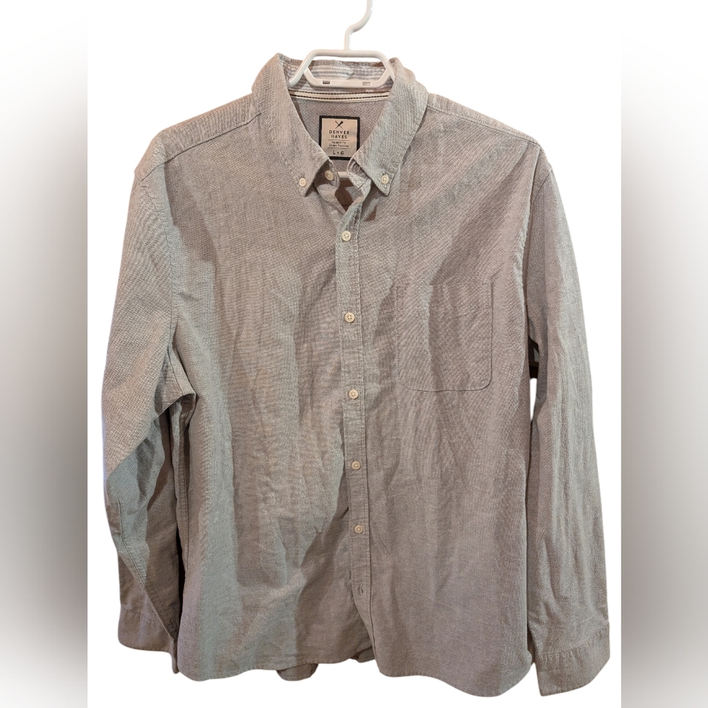 2/22$ Denver Hayes Light Gray Casual Button-Down Shirt